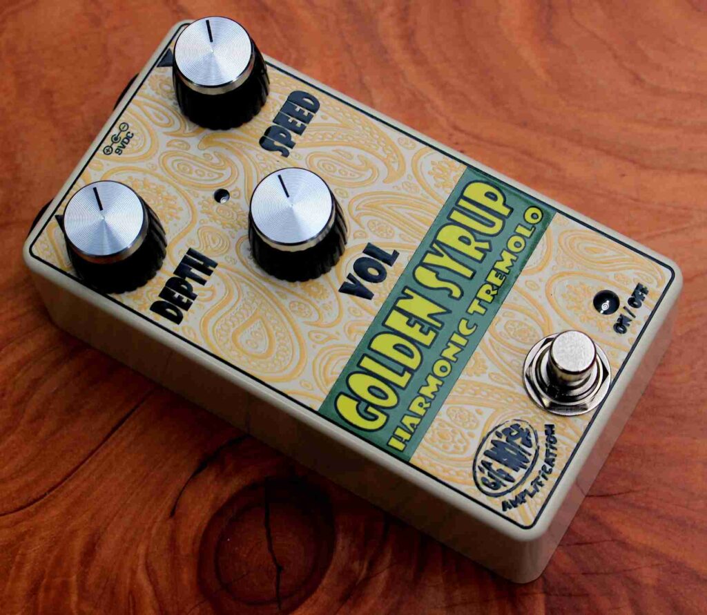 tremolo effect stomp boxes