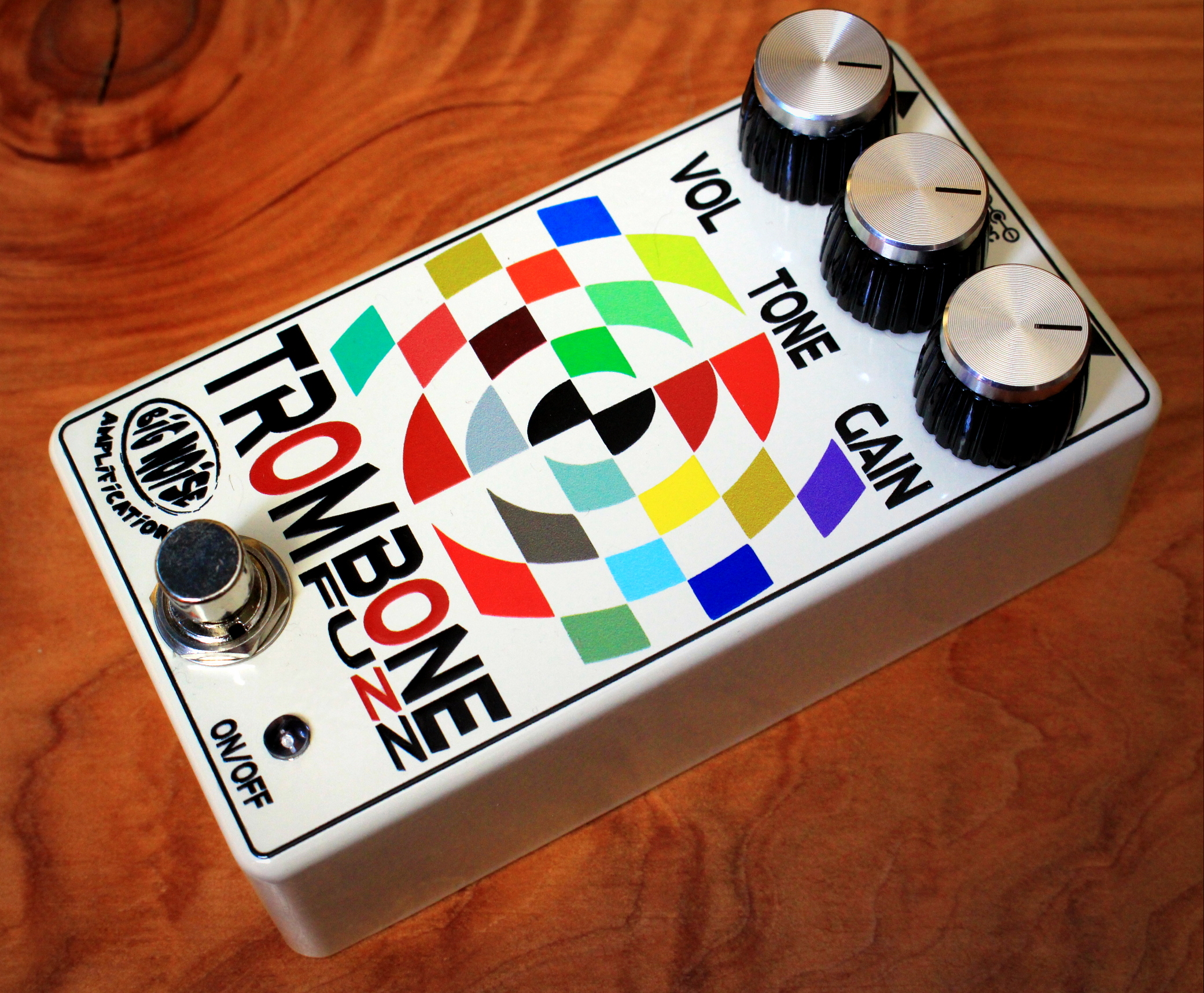 Fuzz guitar effects boxes